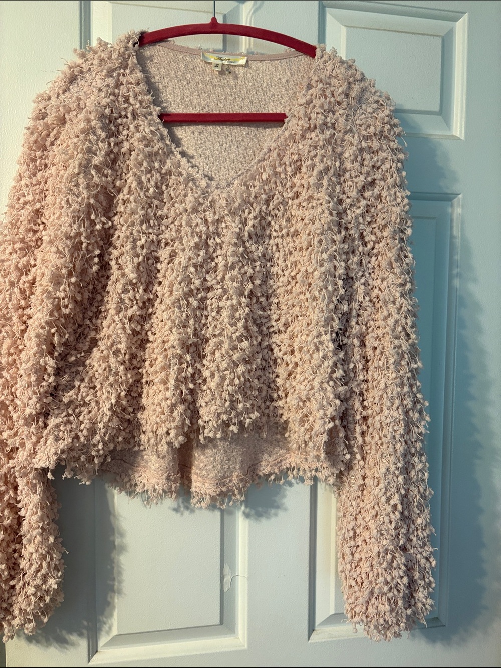 Andrée by UNIT Boutique Pink Eyelash Knit Bell Sleeve High Low Sweater S